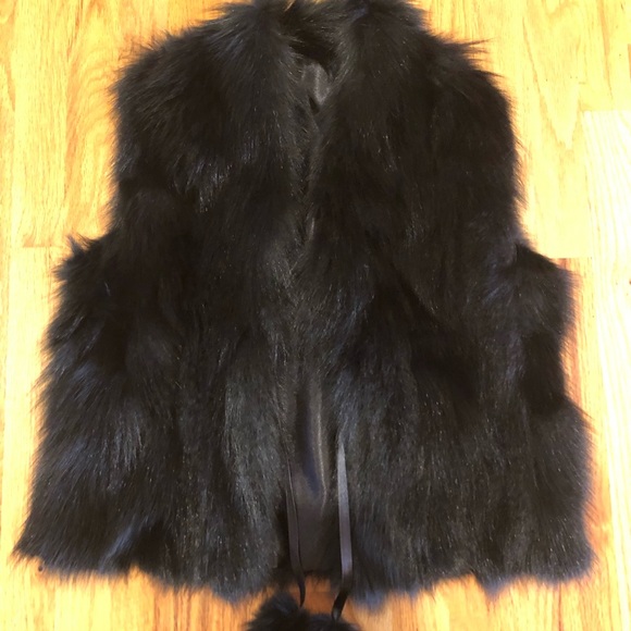 Real Black Fur Vest - Picture 5 of 13